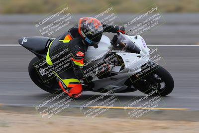 media/Jan-14-2023-SoCal Trackdays (Sat) [[497694156f]]/Turn 11 Inside (950am)/